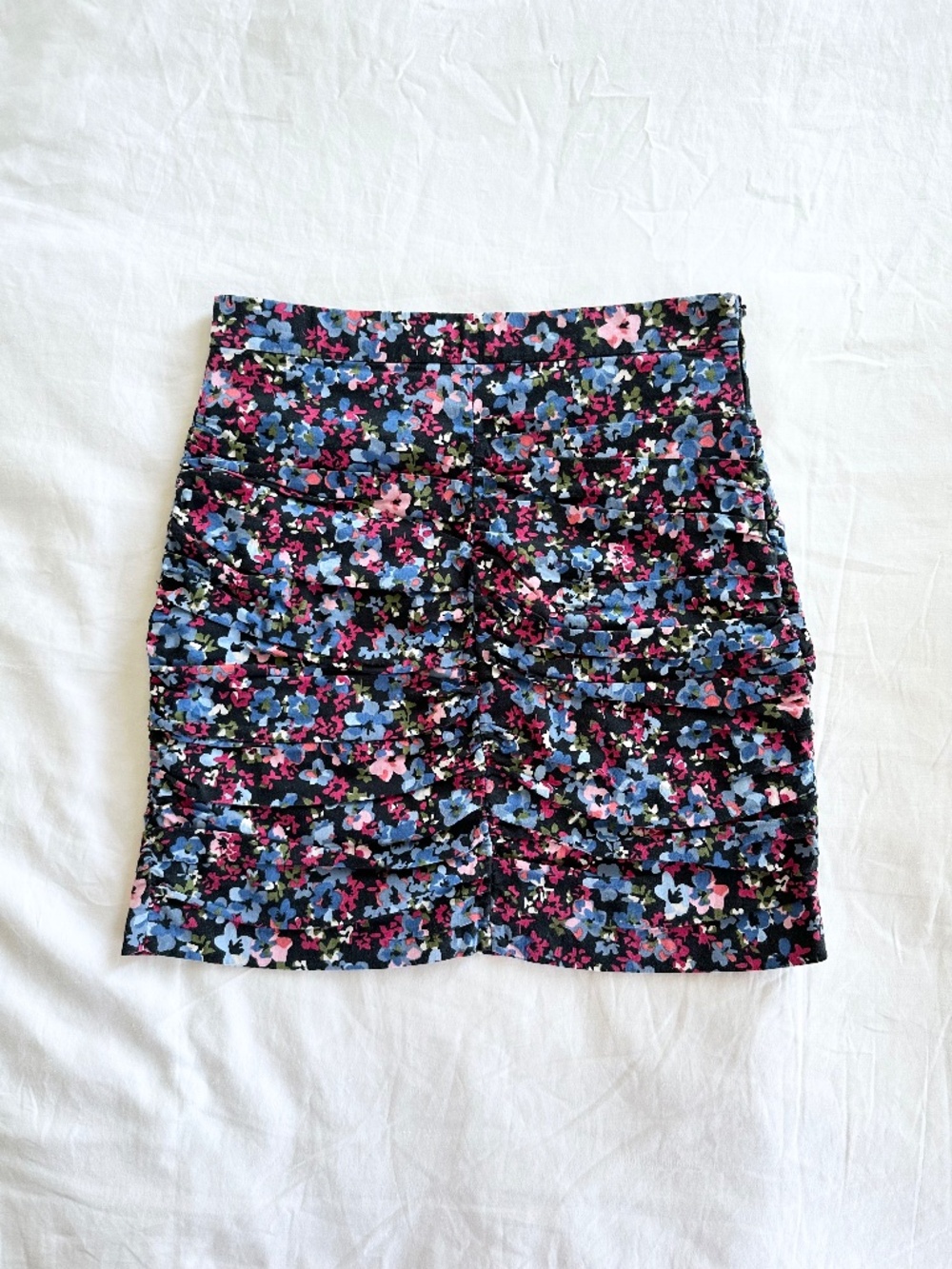 Stradivarius Floral Ruched Mini Skirt Size Small
